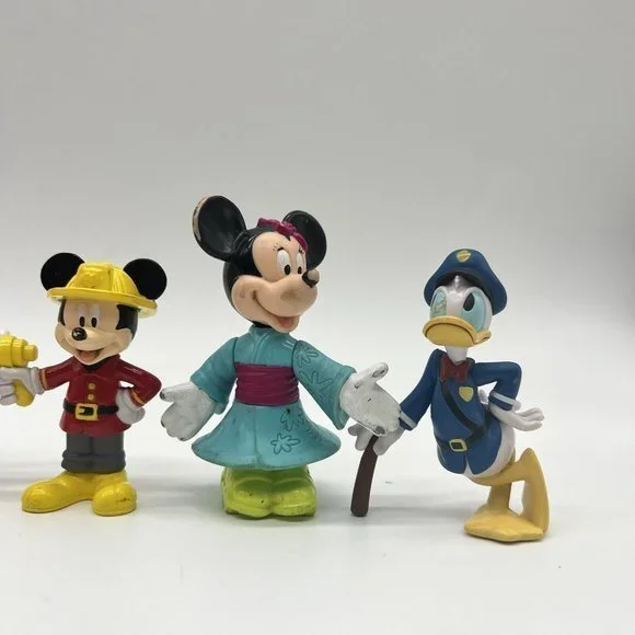 Disney Bundle Lot Of 7 Mickey Donald Minnie White House Pluto Cake Toppers PVC - Picture 4 of 6